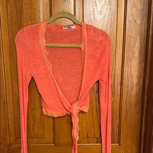 Coral Tie-Front Long Sleeve Crop Top size 2